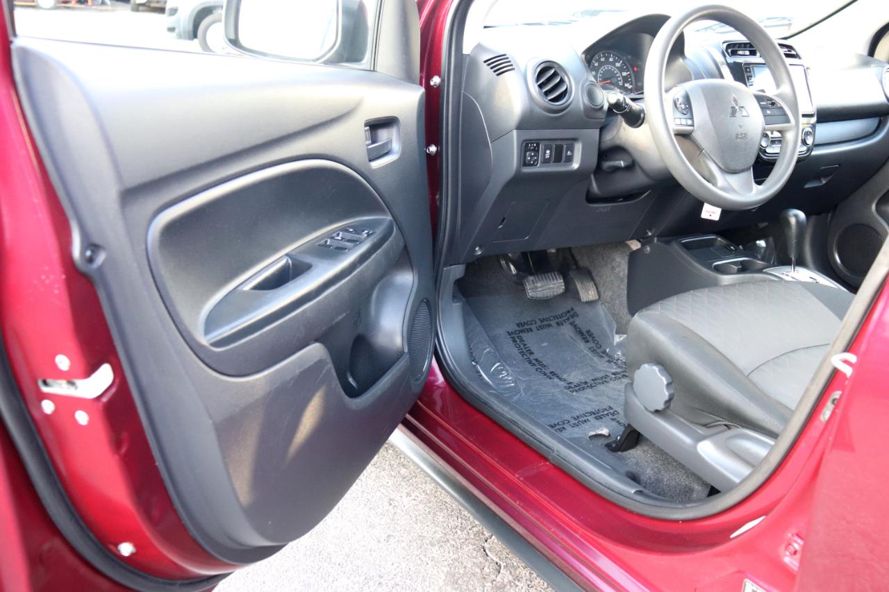 Mitsubishi Mirage ES CVT 2024
