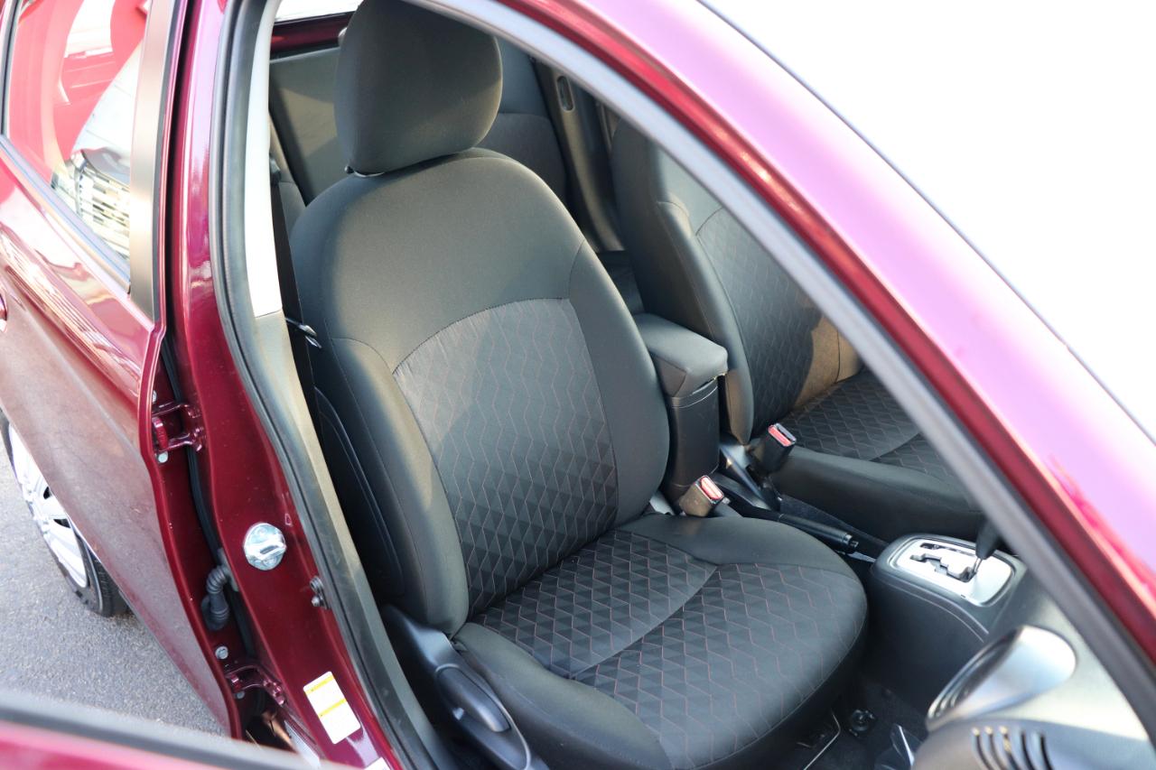 Mitsubishi Mirage ES CVT 2024