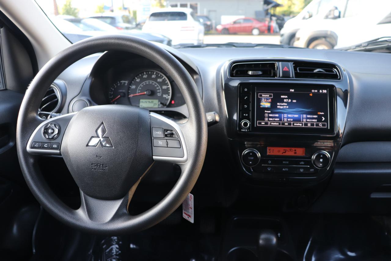 Mitsubishi Mirage ES CVT 2024