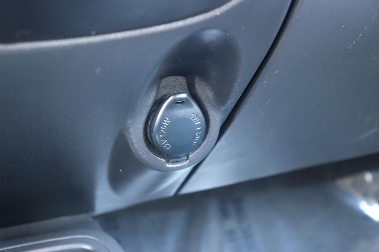 Mitsubishi Mirage ES CVT 2024