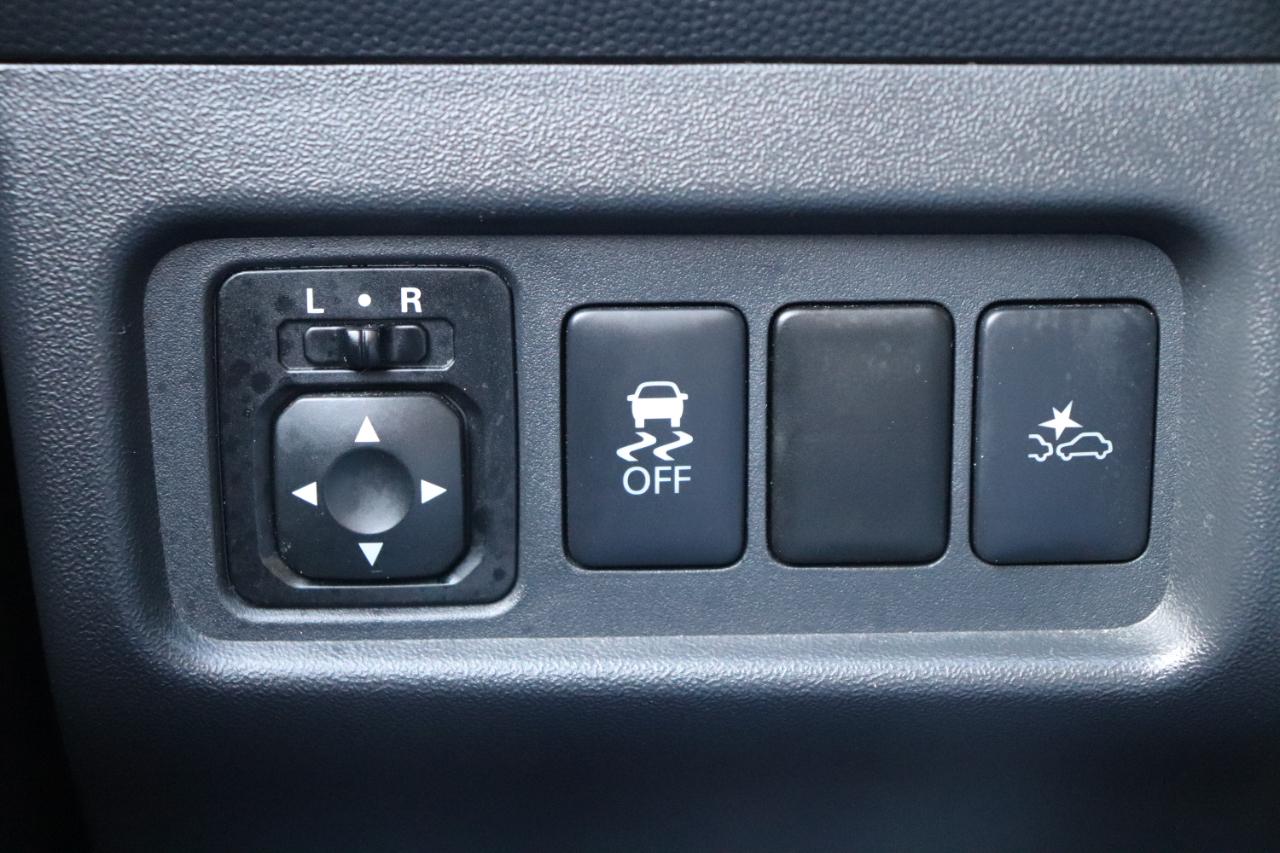 Mitsubishi Mirage ES CVT 2024