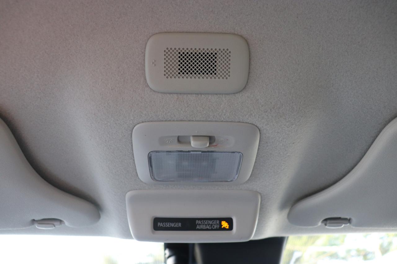 Mitsubishi Mirage ES CVT 2024