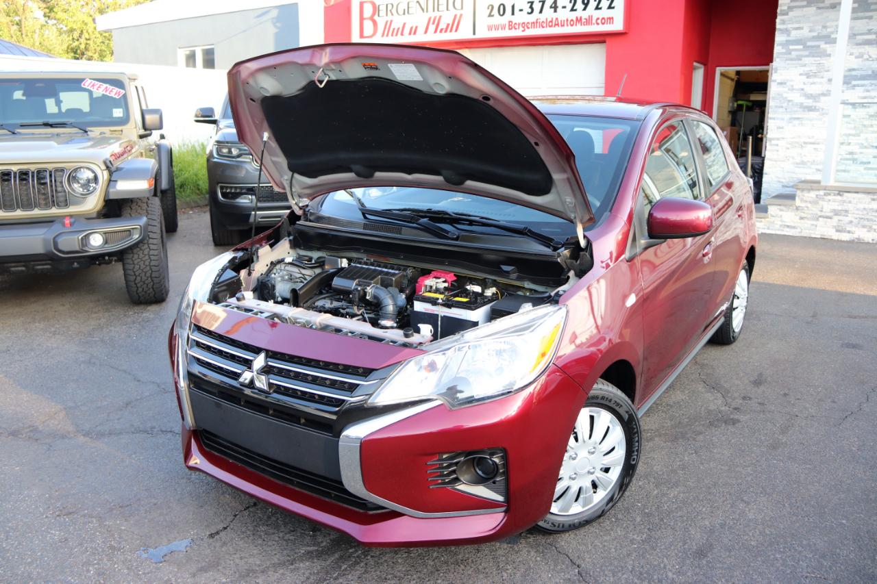Mitsubishi Mirage ES CVT 2024