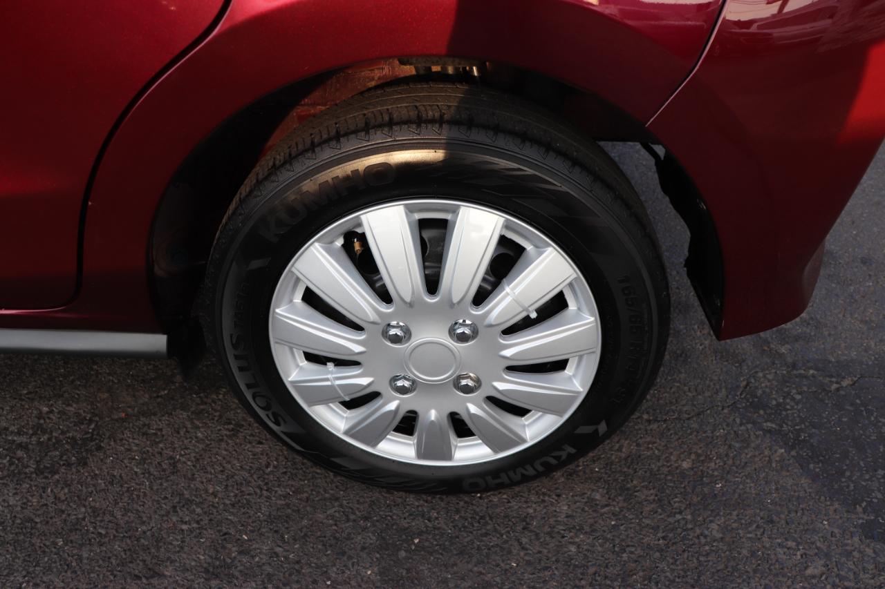 Mitsubishi Mirage ES CVT 2024