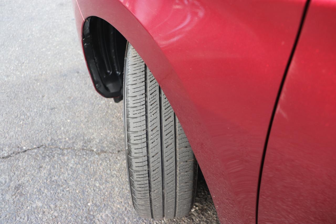 Mitsubishi Mirage ES CVT 2024