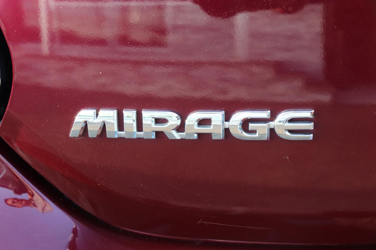 Mitsubishi Mirage ES CVT 2024