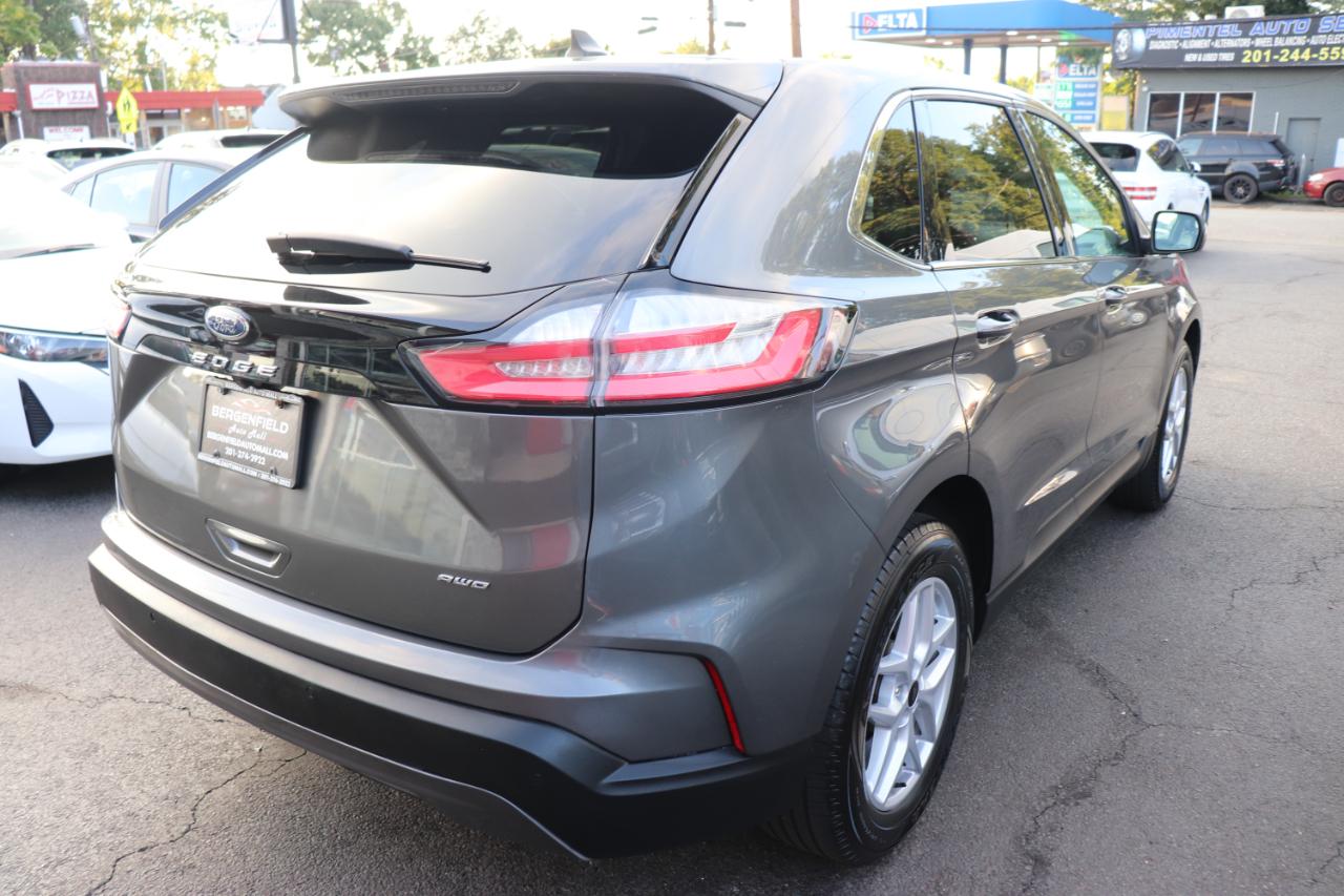 Ford Edge SEL AWD 2024