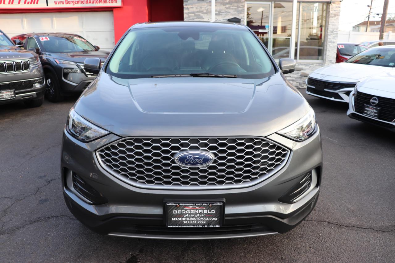 Ford Edge SEL AWD 2024