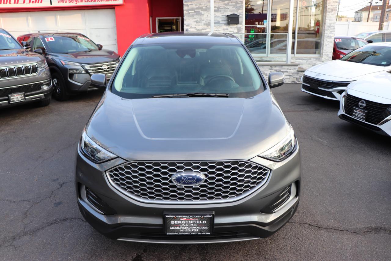 Ford Edge SEL AWD 2024
