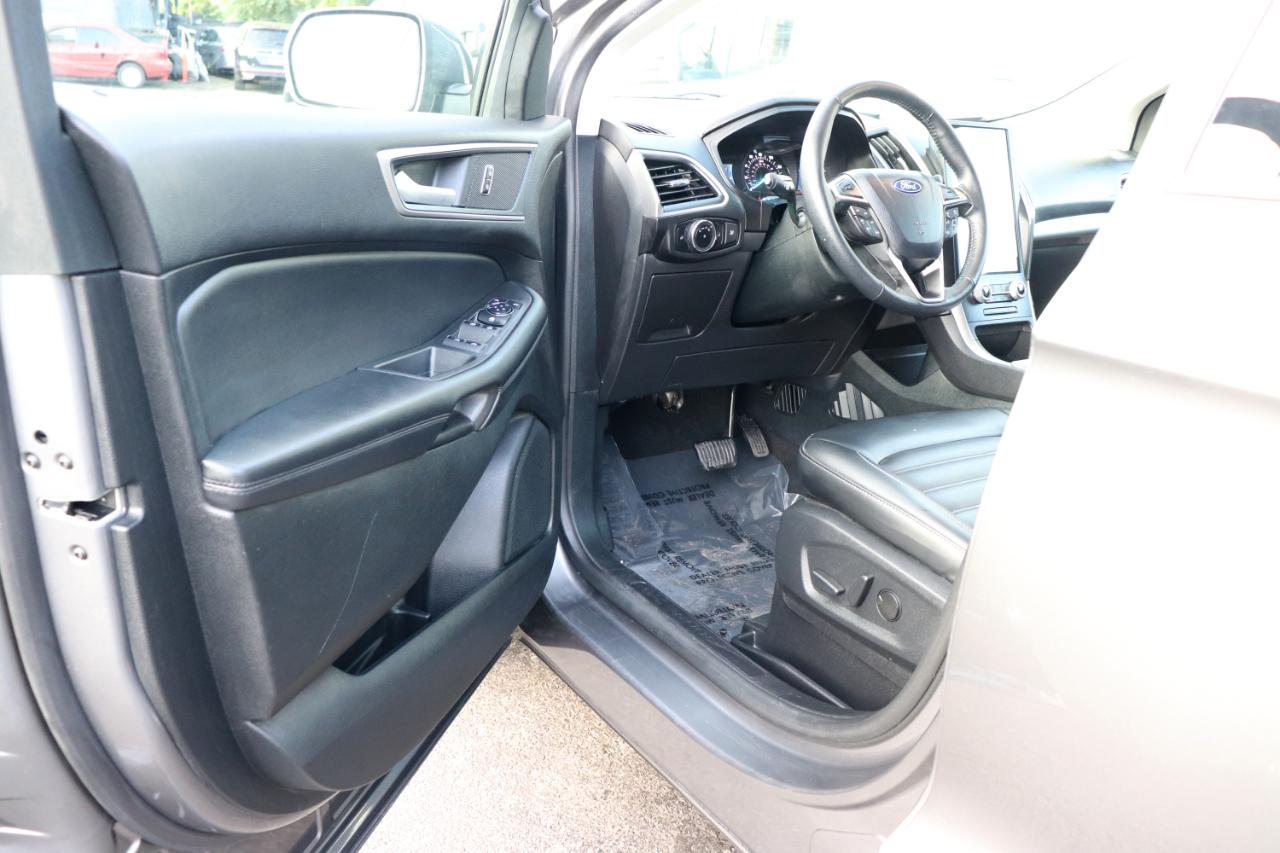 Ford Edge SEL AWD 2024