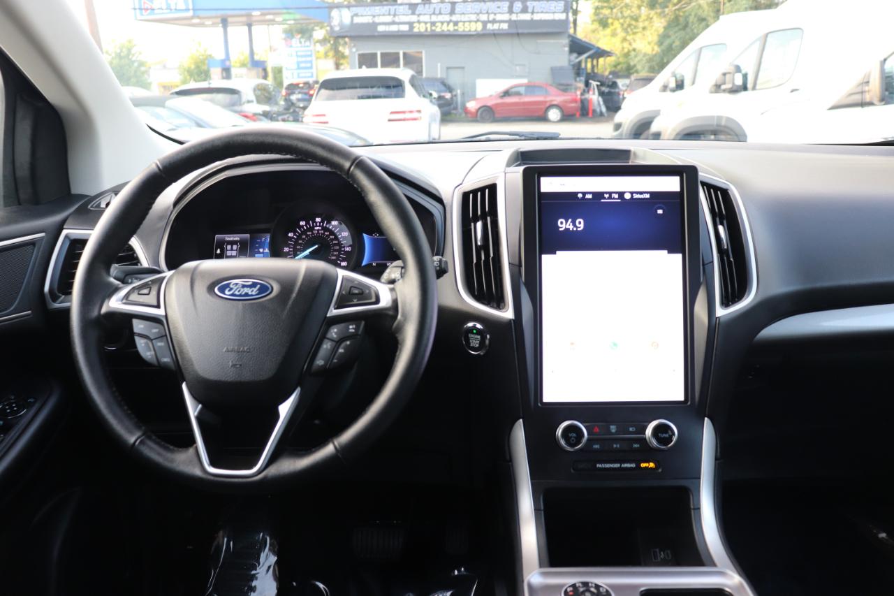 Ford Edge SEL AWD 2024