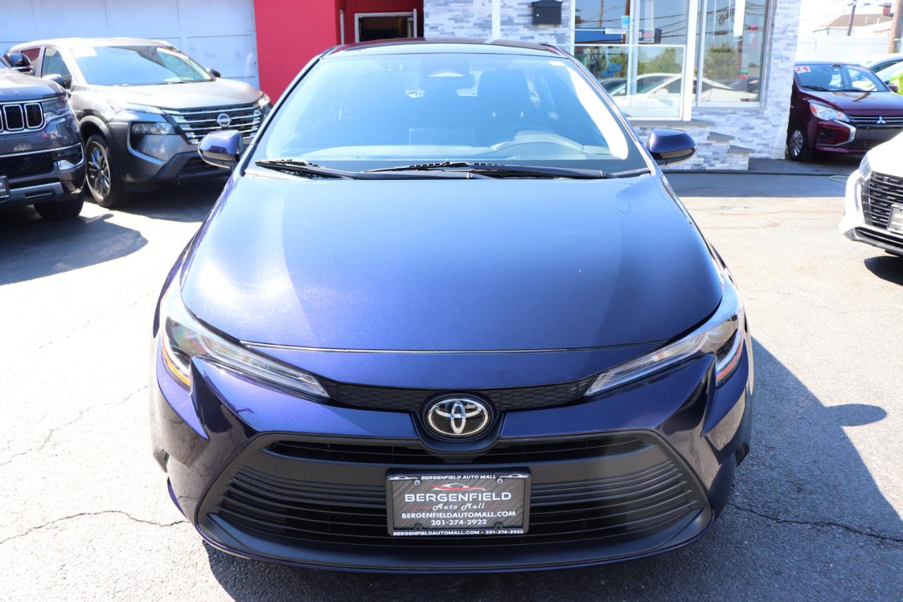 Toyota Corolla LE CVT (Natl) 2025