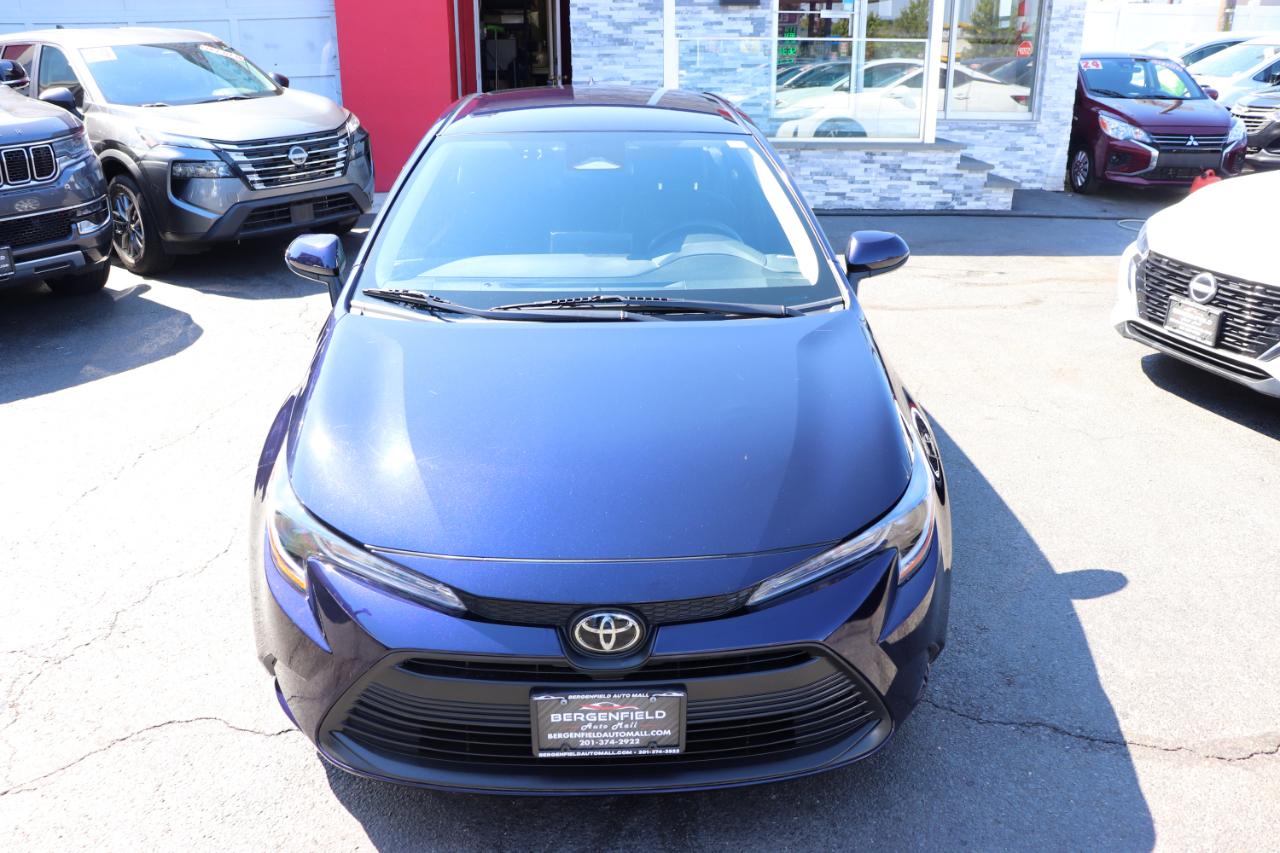 Toyota Corolla LE CVT (Natl) 2025