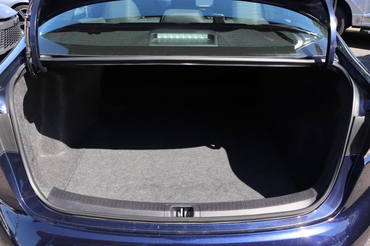 Toyota Corolla LE CVT (Natl) 2025