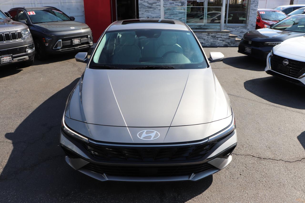 Hyundai Elantra Limited IVT 2024