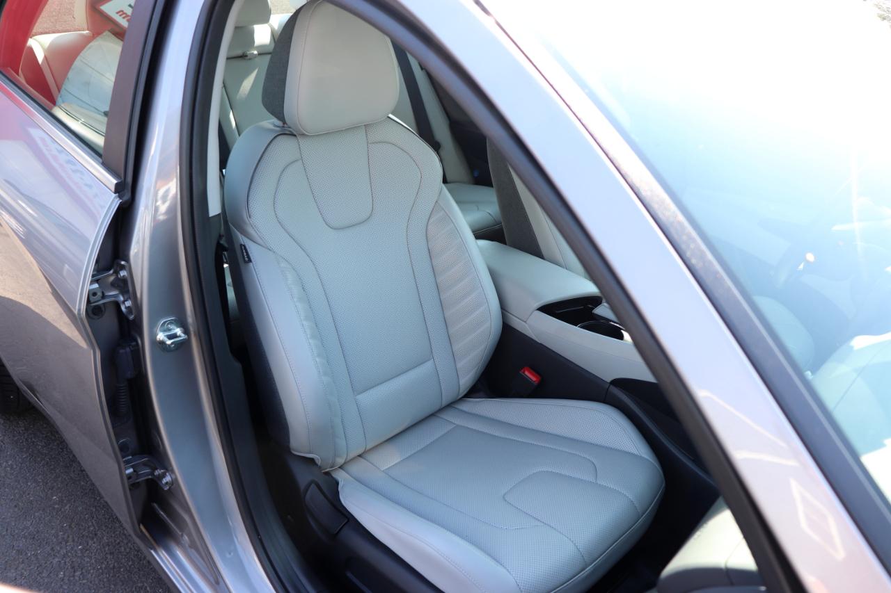 Hyundai Elantra Limited IVT 2024