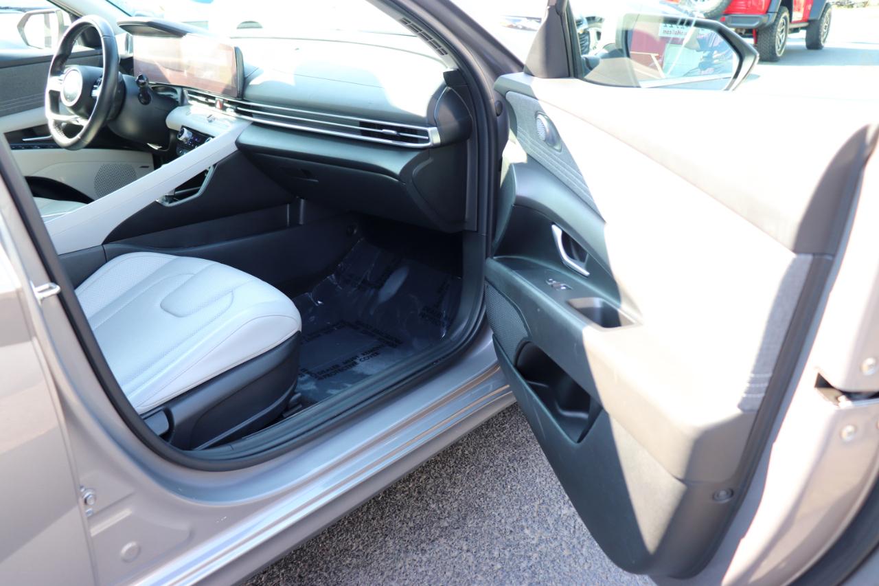Hyundai Elantra Limited IVT 2024