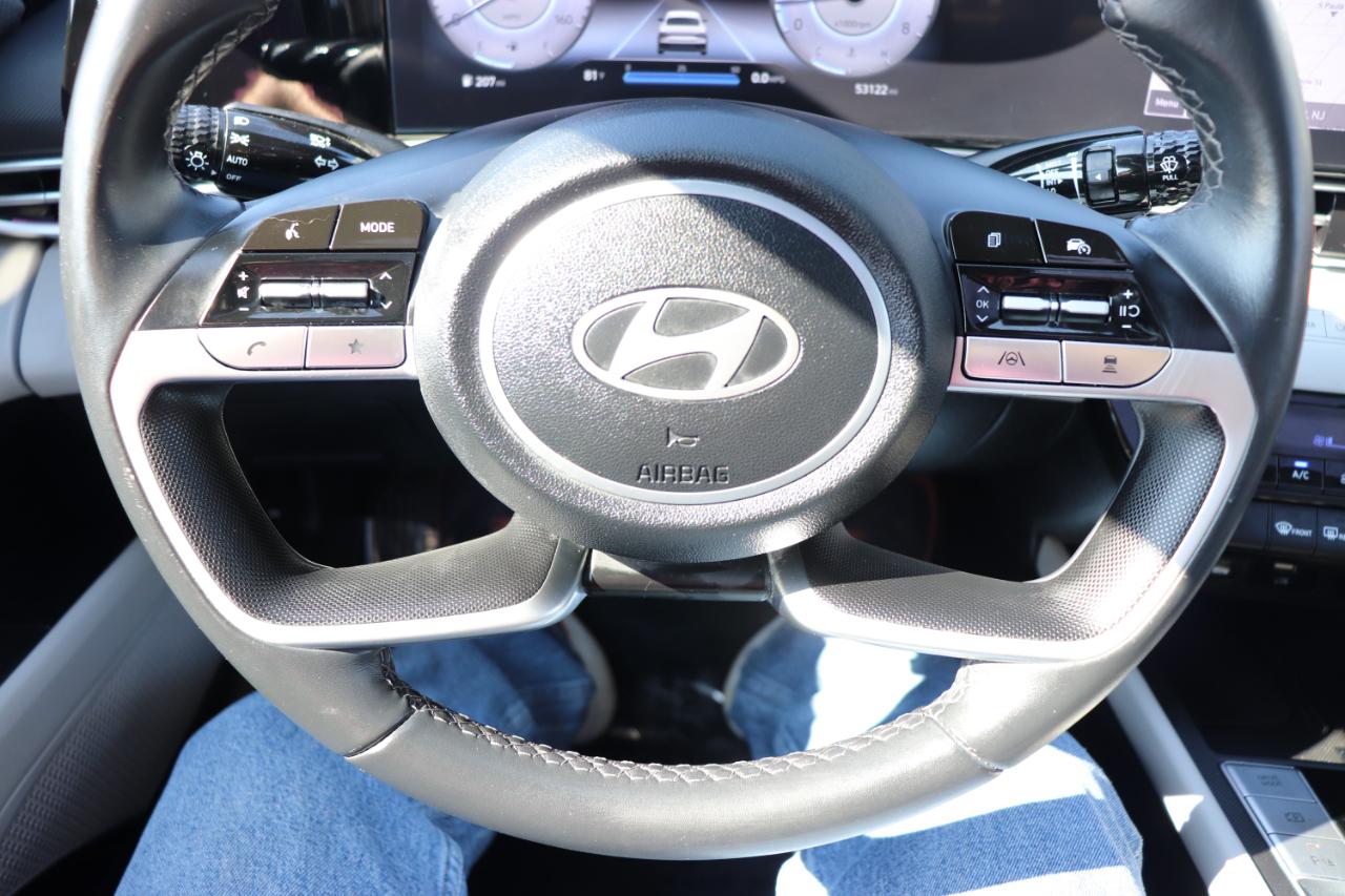 Hyundai Elantra Limited IVT 2024