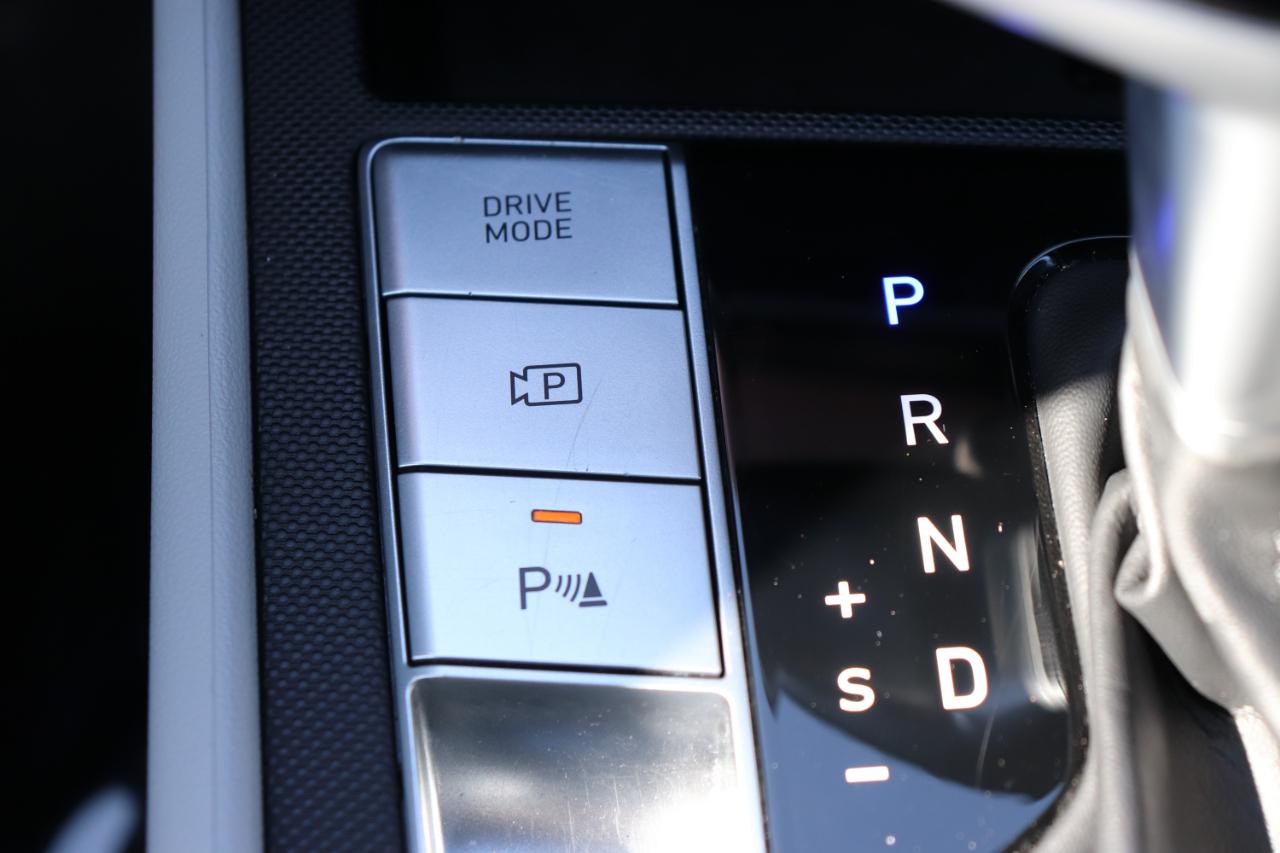 Hyundai Elantra Limited IVT 2024