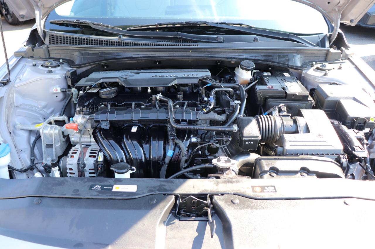 Hyundai Elantra Limited IVT 2024