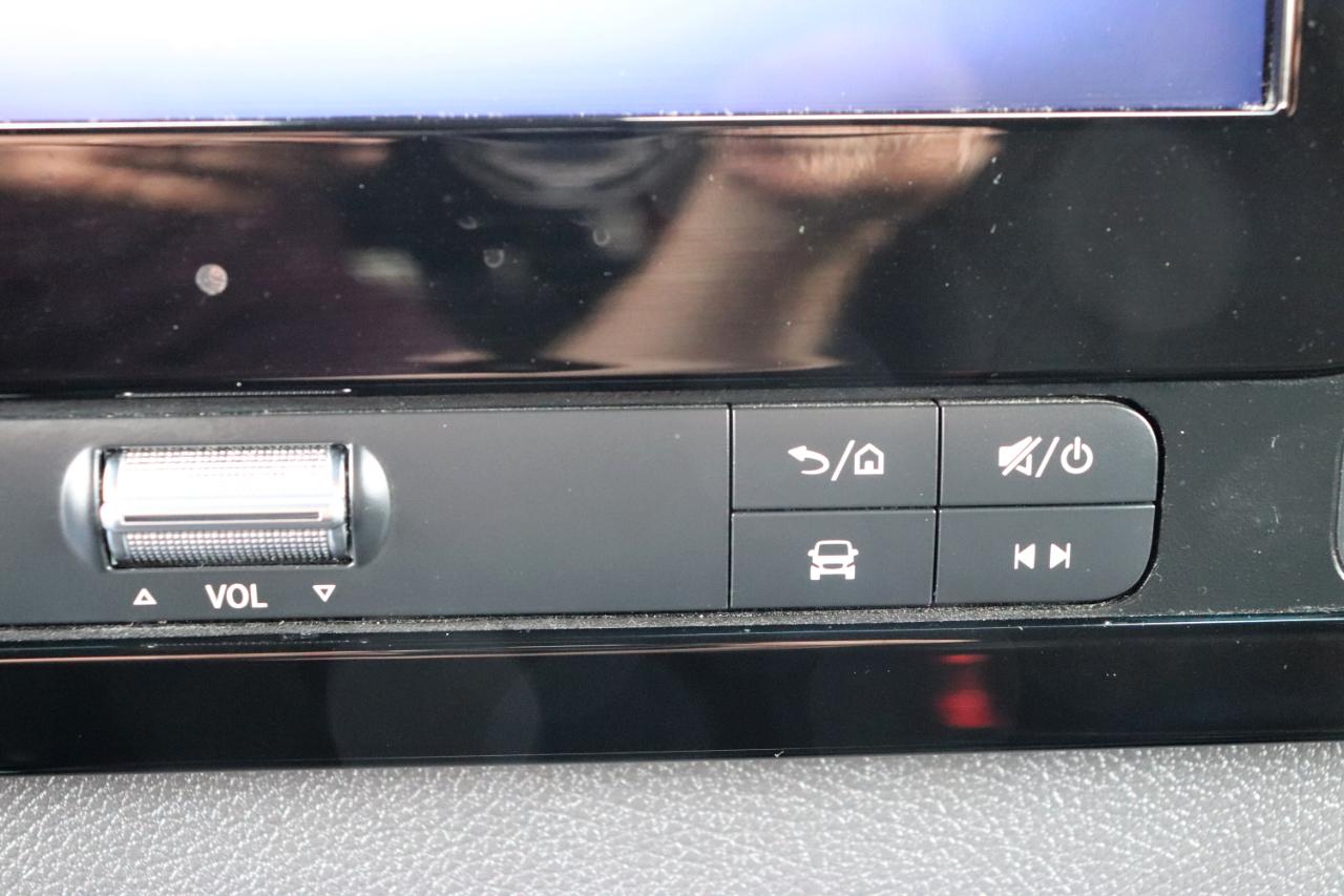 Mercedes-Benz Sprinter Passenger Van 2500 High Roof I4 Diesel 170" RWD 2025