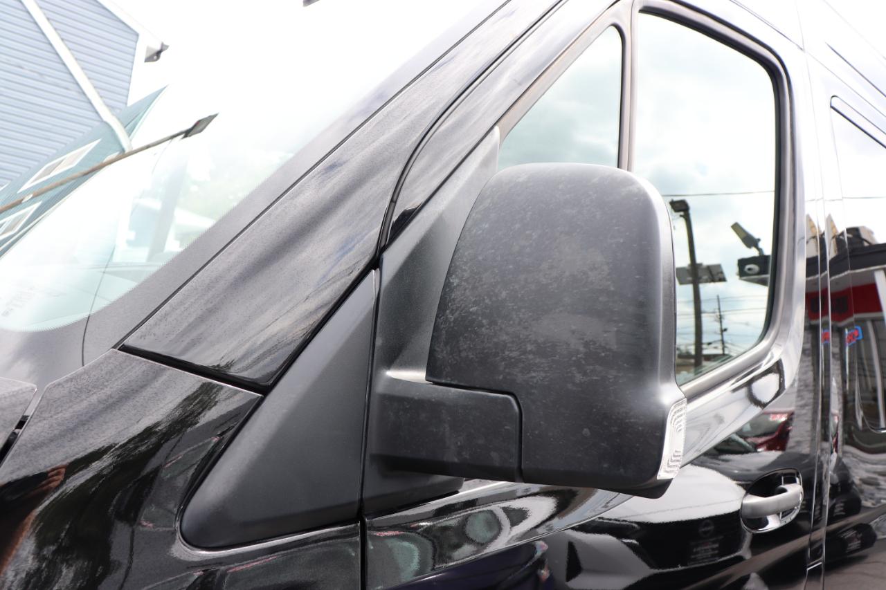 Mercedes-Benz Sprinter Passenger Van 2500 High Roof I4 Diesel 170" RWD 2025