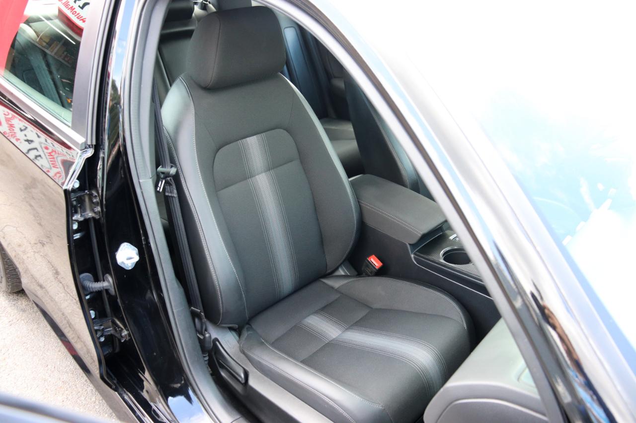 Honda Civic Sedan Sport CVT 2025