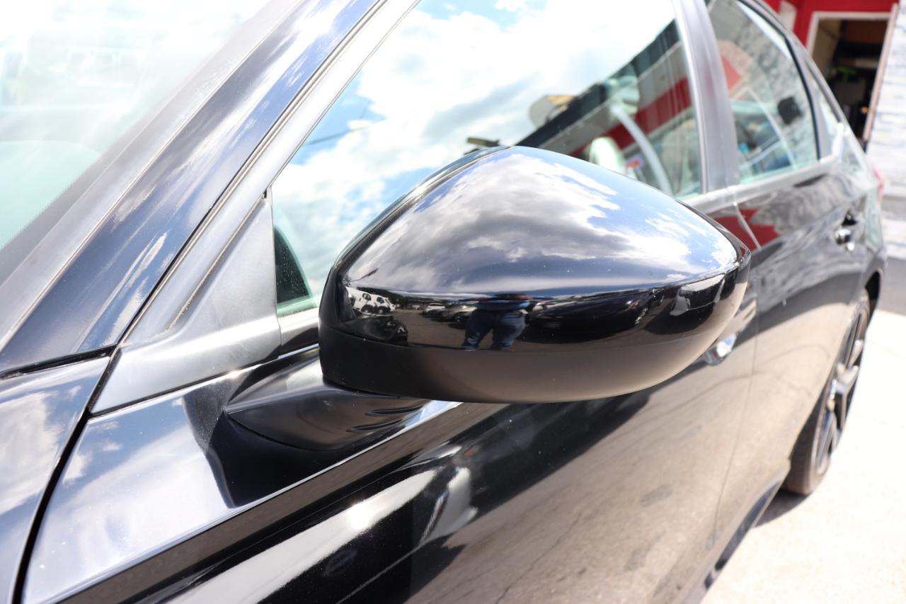 Honda Civic Sedan Sport CVT 2025