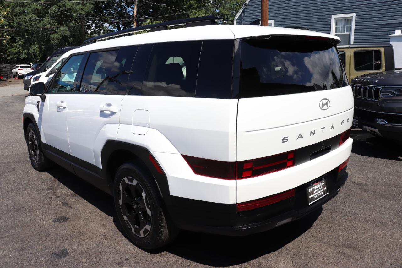 Hyundai Santa Fe SEL FWD 2026