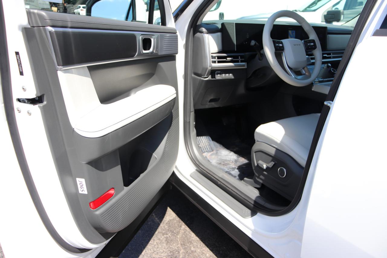 Hyundai Santa Fe SEL FWD 2026
