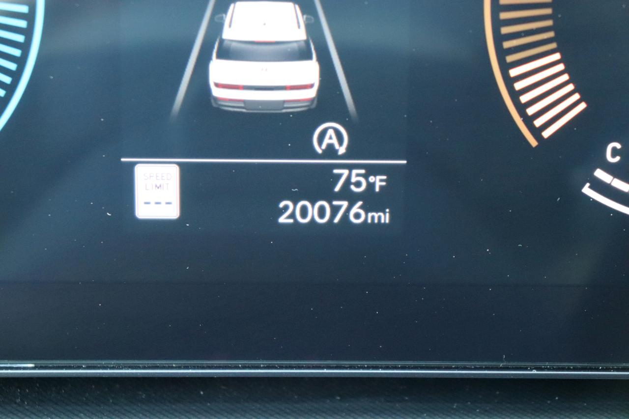Hyundai Santa Fe SEL FWD 2026