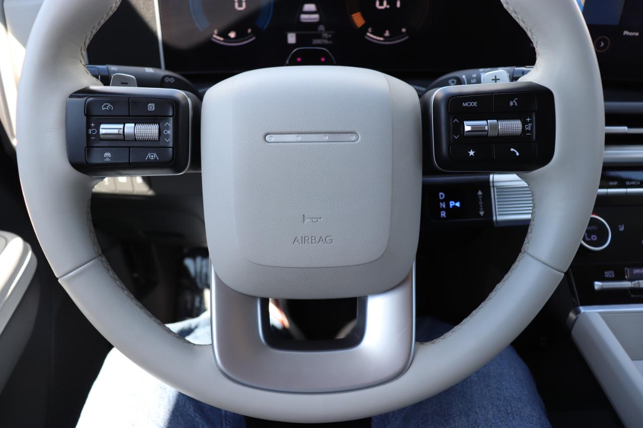 Hyundai Santa Fe SEL FWD 2026