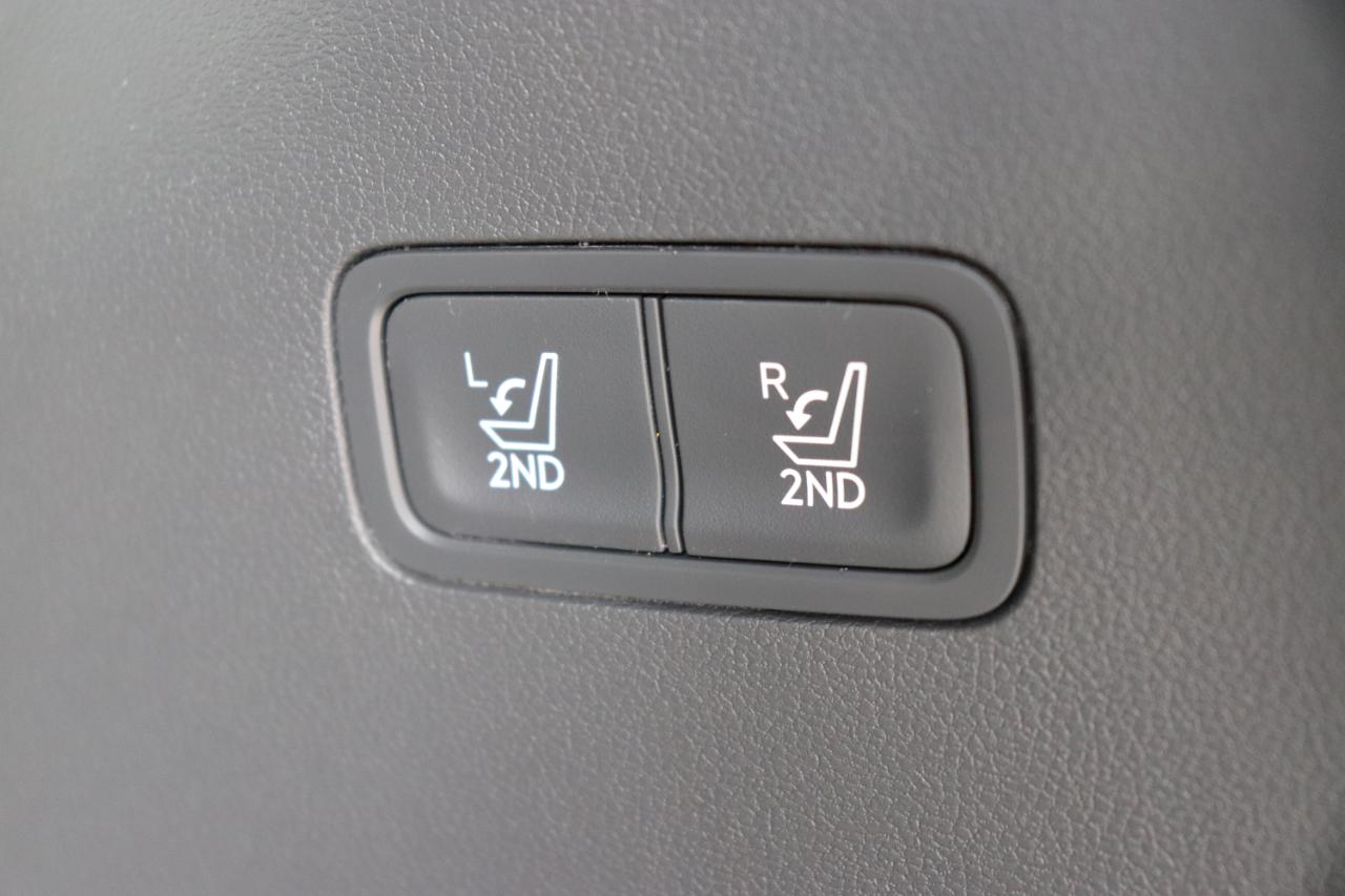 Hyundai Santa Fe SEL FWD 2026