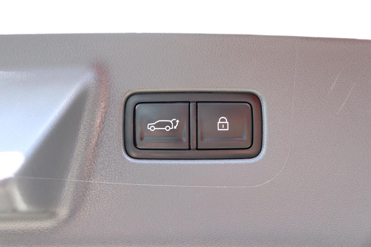 Hyundai Santa Fe SEL FWD 2026