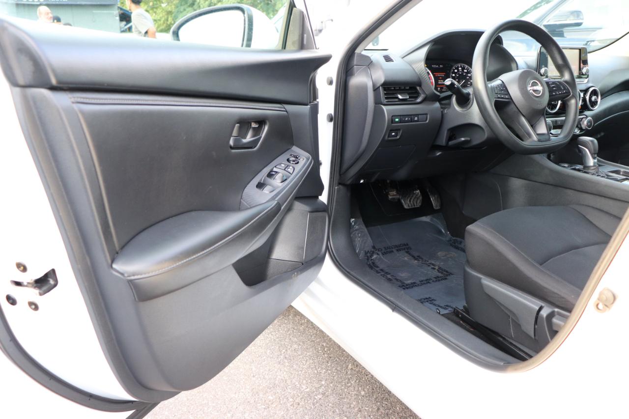 Nissan Sentra S CVT 2024