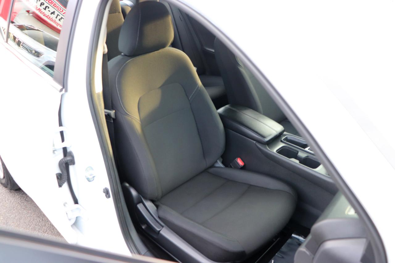 Nissan Sentra S CVT 2024