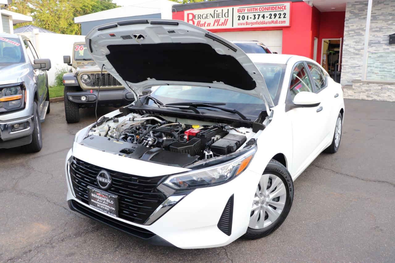 Nissan Sentra S CVT 2024