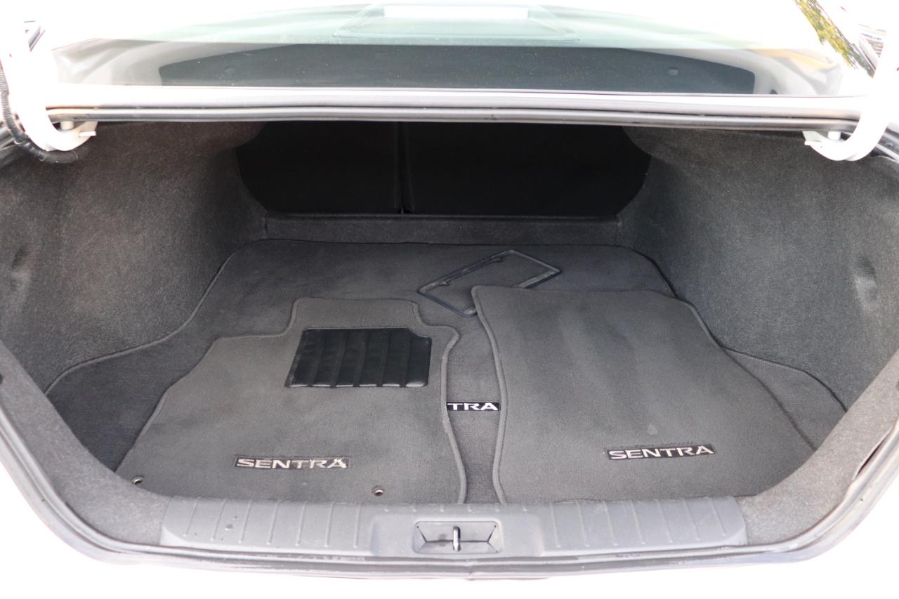 Nissan Sentra S CVT 2024