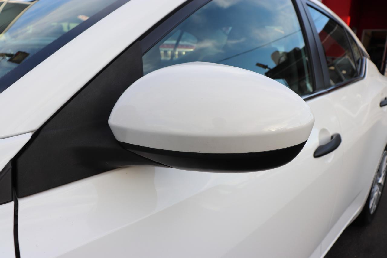 Nissan Sentra S CVT 2024