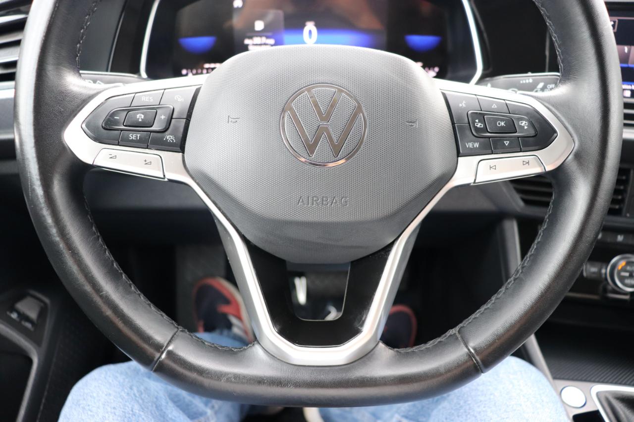 Volkswagen Jetta SE Auto 2024