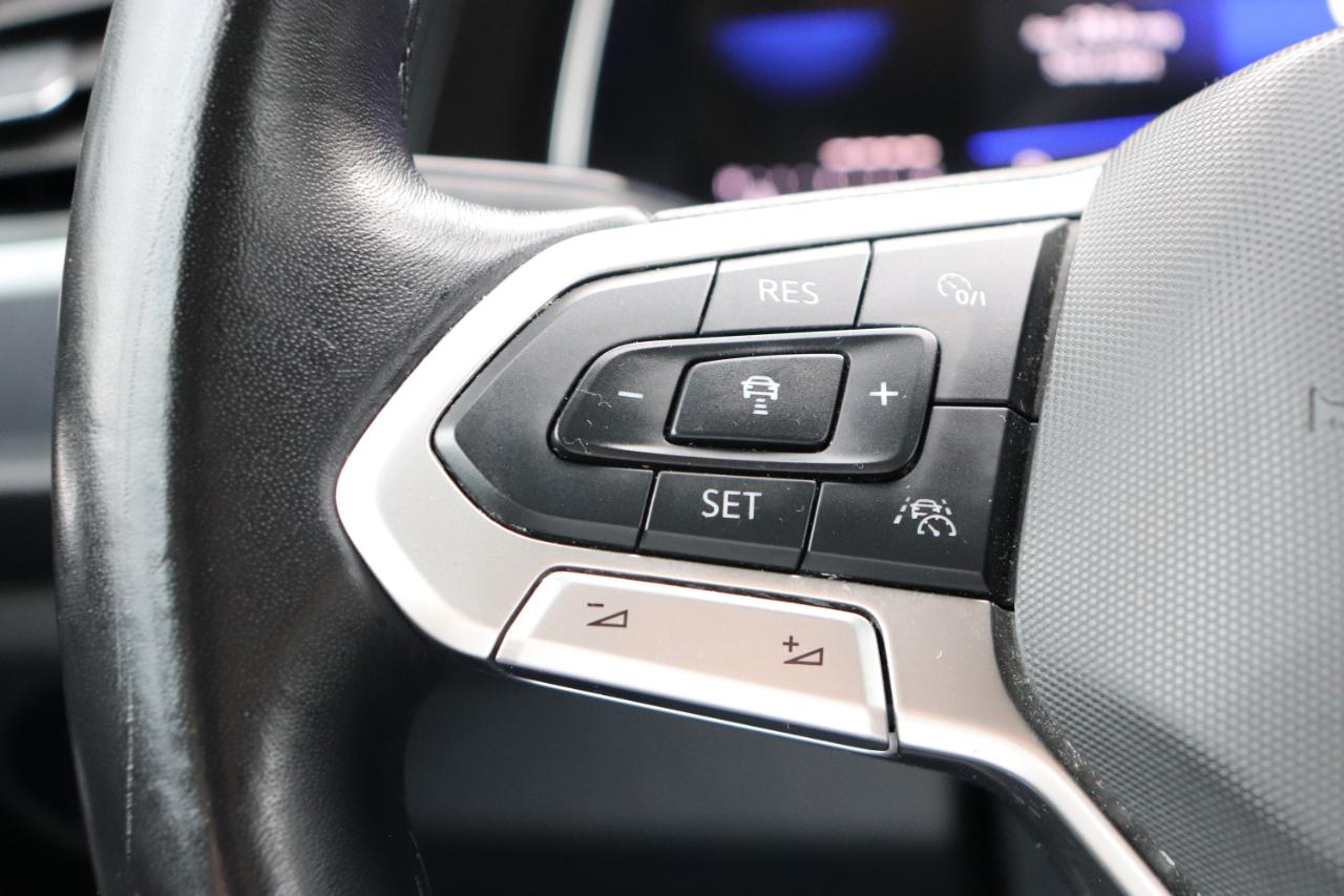 Volkswagen Jetta SE Auto 2024