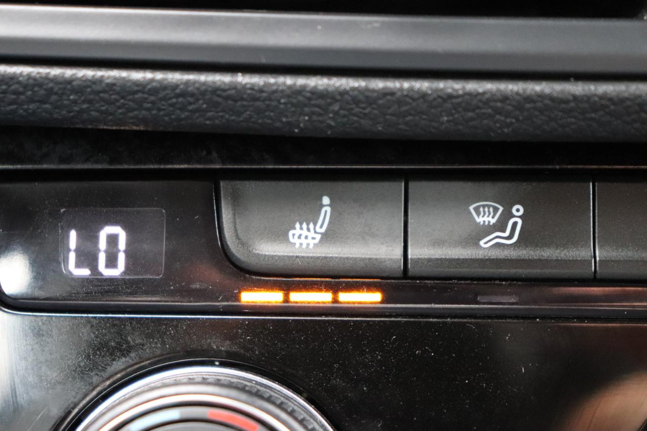 Volkswagen Jetta SE Auto 2024