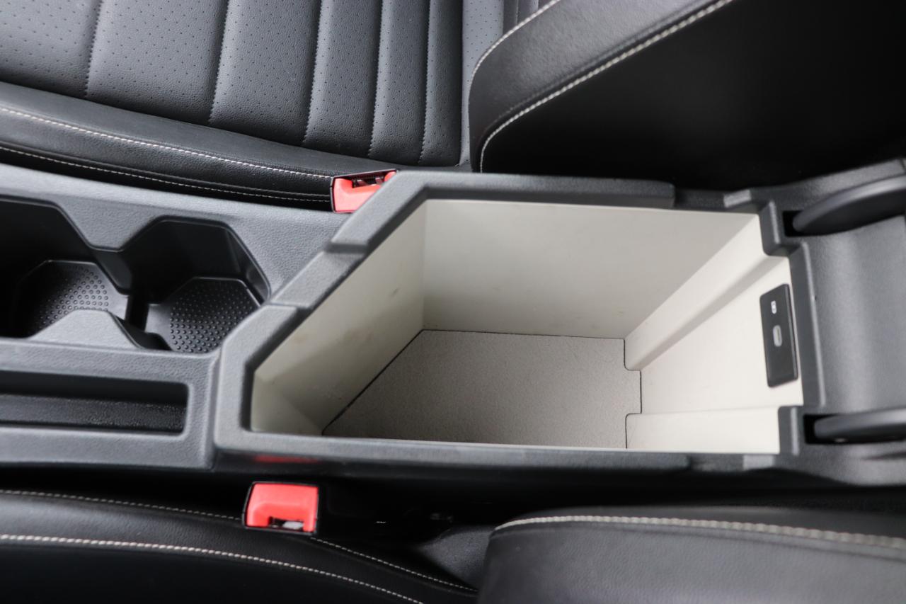 Volkswagen Jetta SE Auto 2024