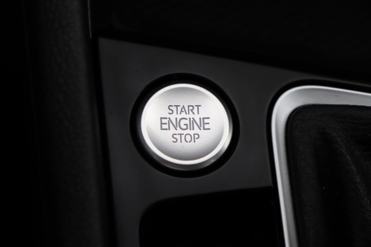 Volkswagen Jetta SE Auto 2024