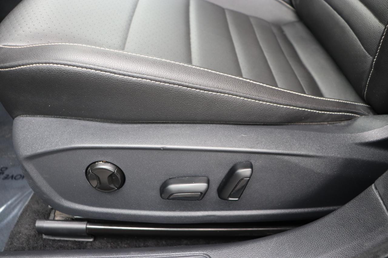 Volkswagen Jetta SE Auto 2024