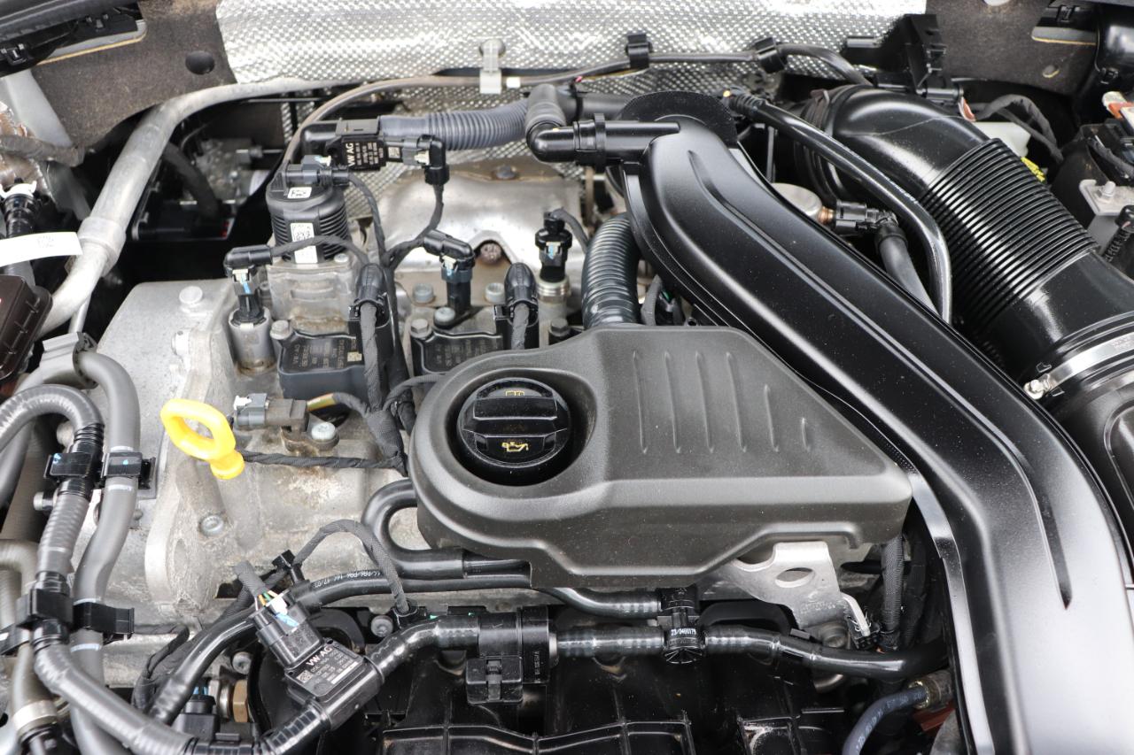 Volkswagen Jetta SE Auto 2024