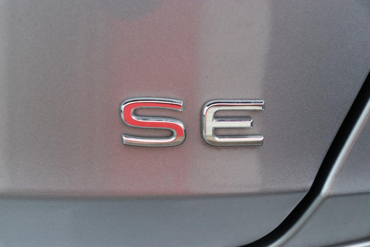 Volkswagen Jetta SE Auto 2024