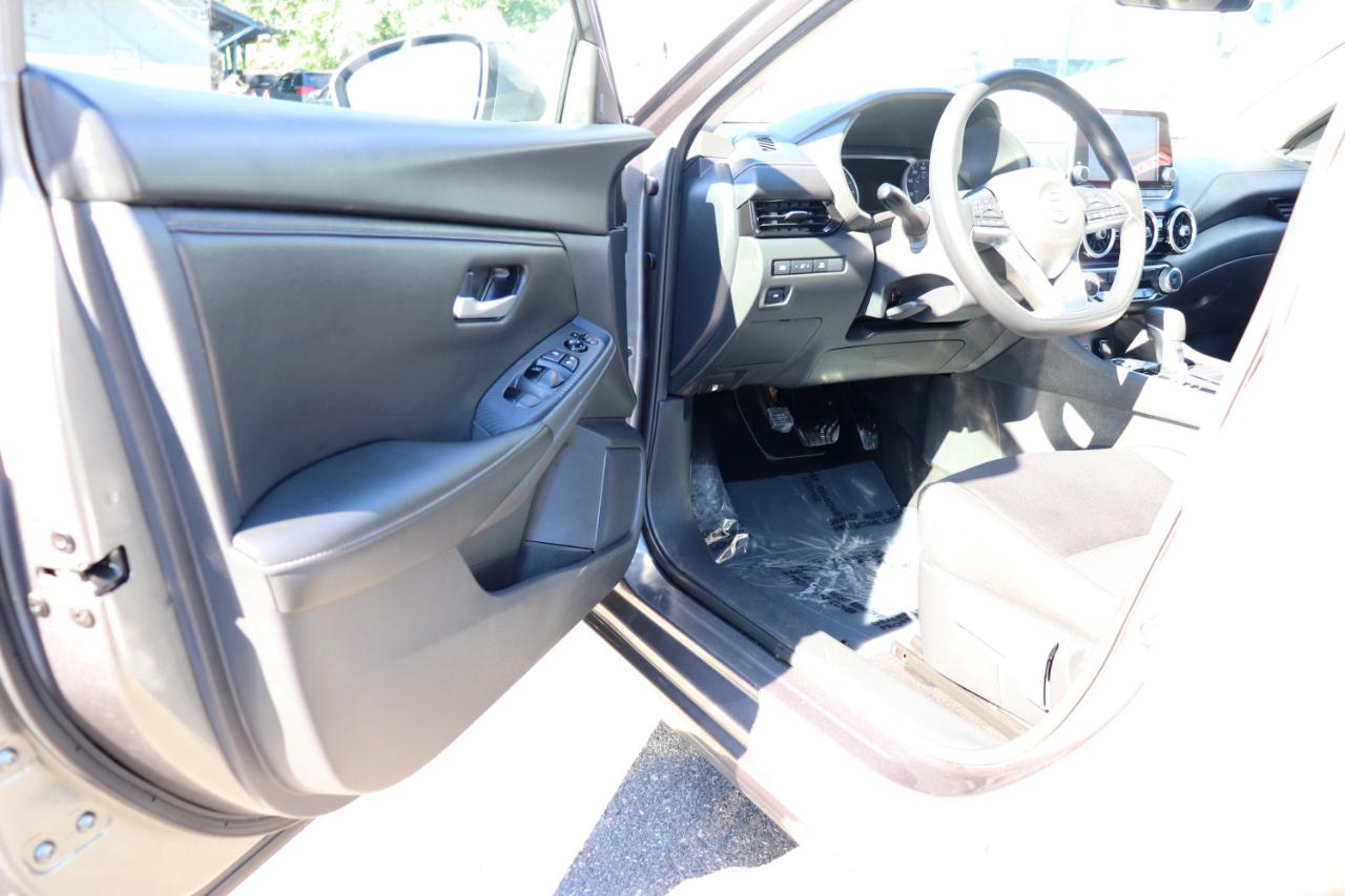 Nissan Sentra SV CVT 2025