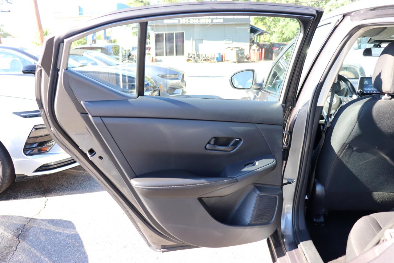 Nissan Sentra SV CVT 2025