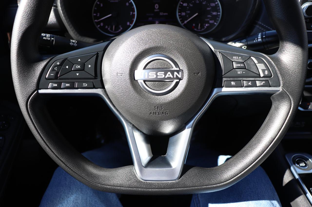 Nissan Sentra SV CVT 2025